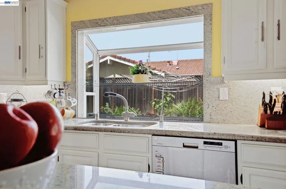 32219 Allison Dr Union City, CA 94587
