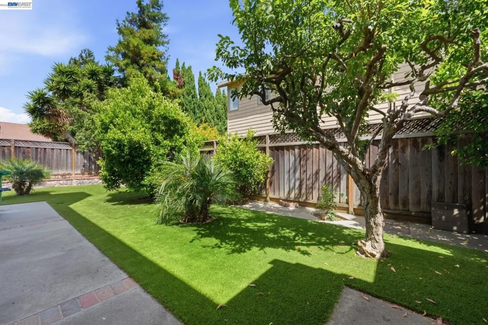 32219 Allison Dr Union City, CA 94587