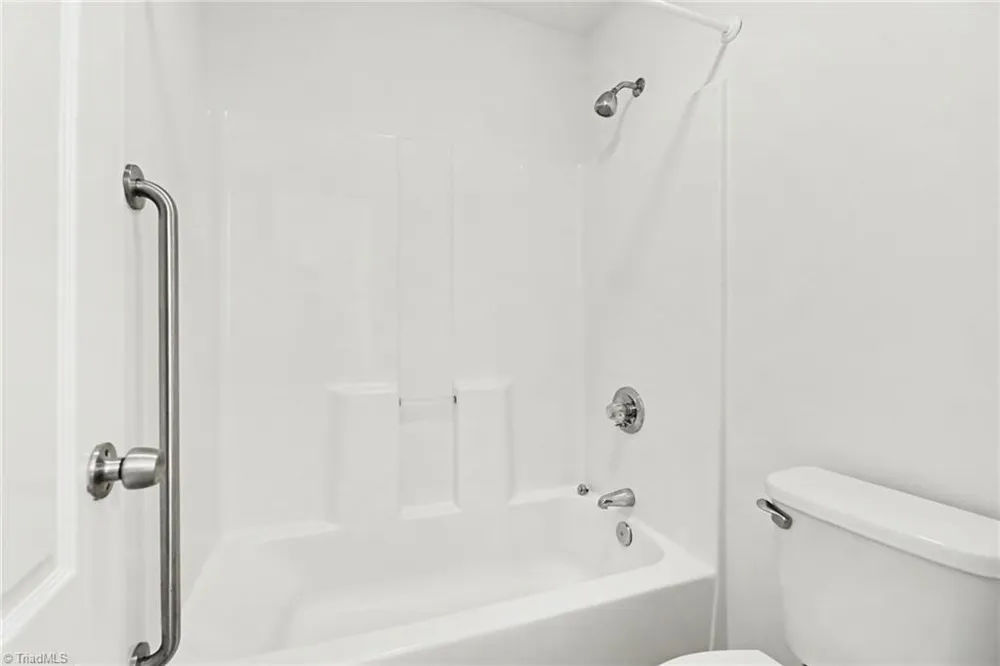 8602 Winding Hill Drive Stokesdale, NC 27357