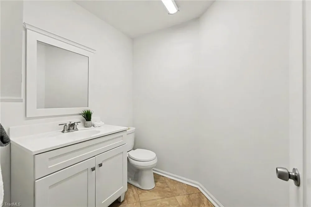 8602 Winding Hill Drive Stokesdale, NC 27357