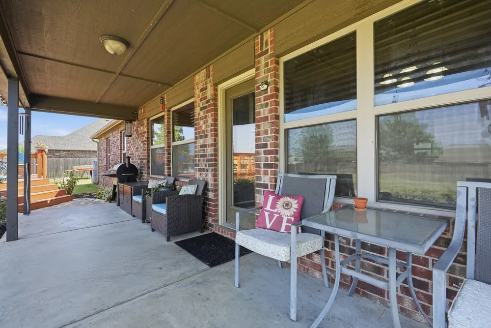 14468 72nd East Avenue Collinsville, OK 74021
