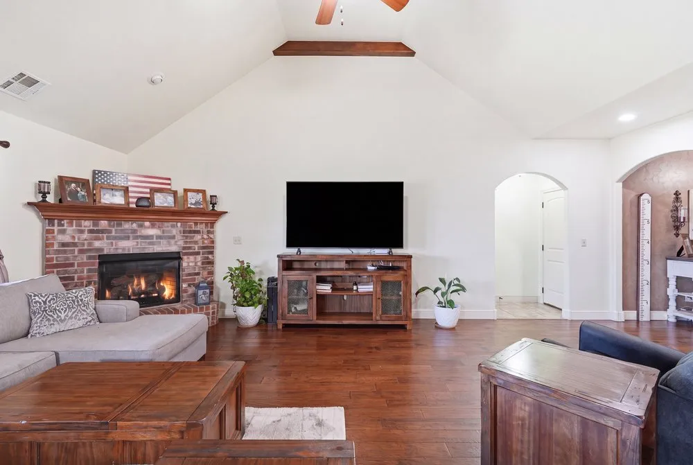 14468 72nd East Avenue Collinsville, OK 74021