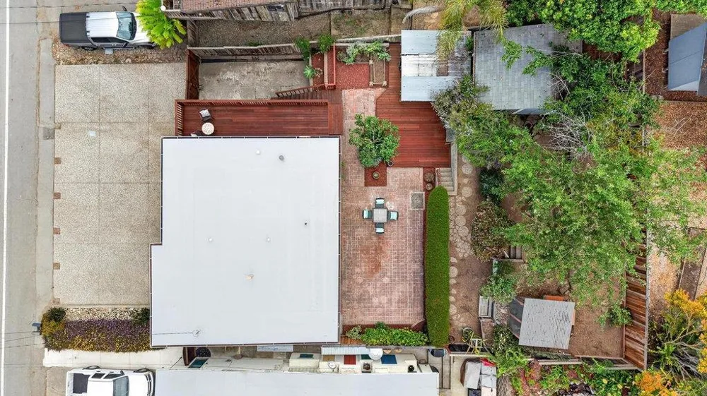 1585 San Andreas Road Watsonville, CA 95076
