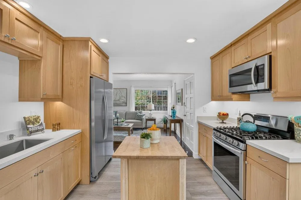 1585 San Andreas Road Watsonville, CA 95076
