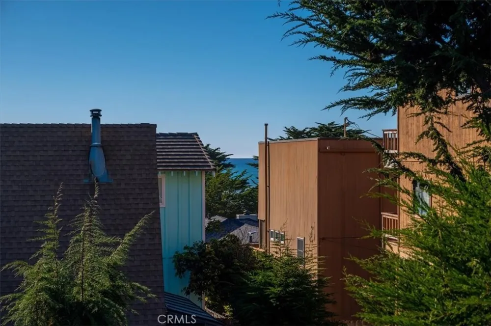 365 Bristol Street Cambria, CA 93428