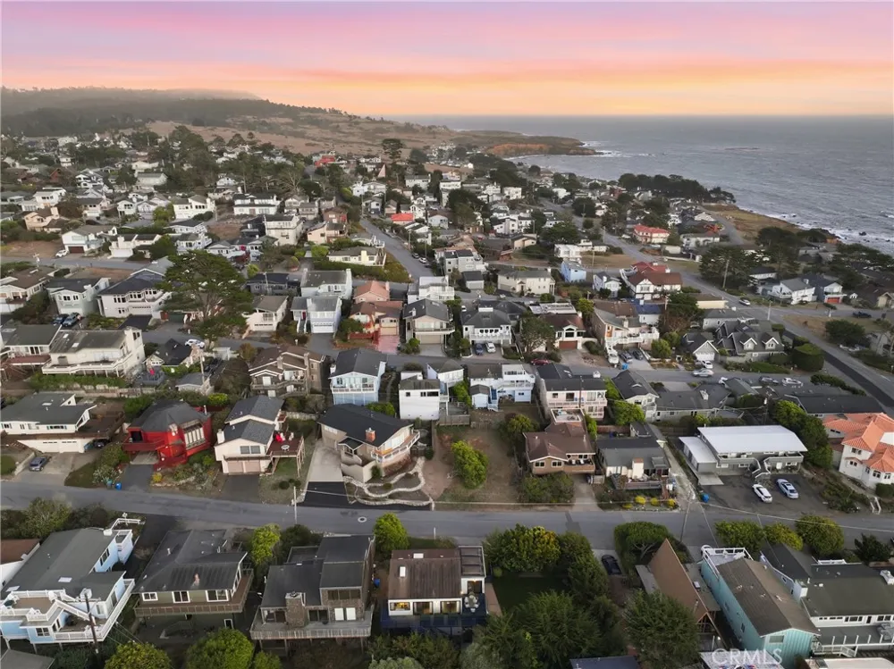 365 Bristol Street Cambria, CA 93428
