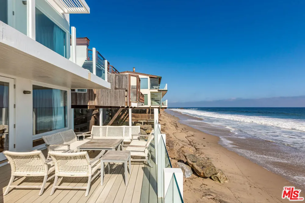 25212 Malibu Road Malibu, CA 90265
