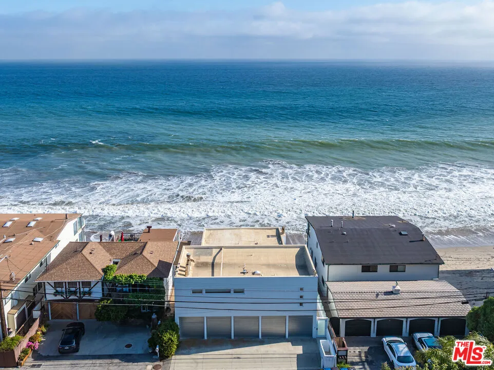 25212 Malibu Road Malibu, CA 90265