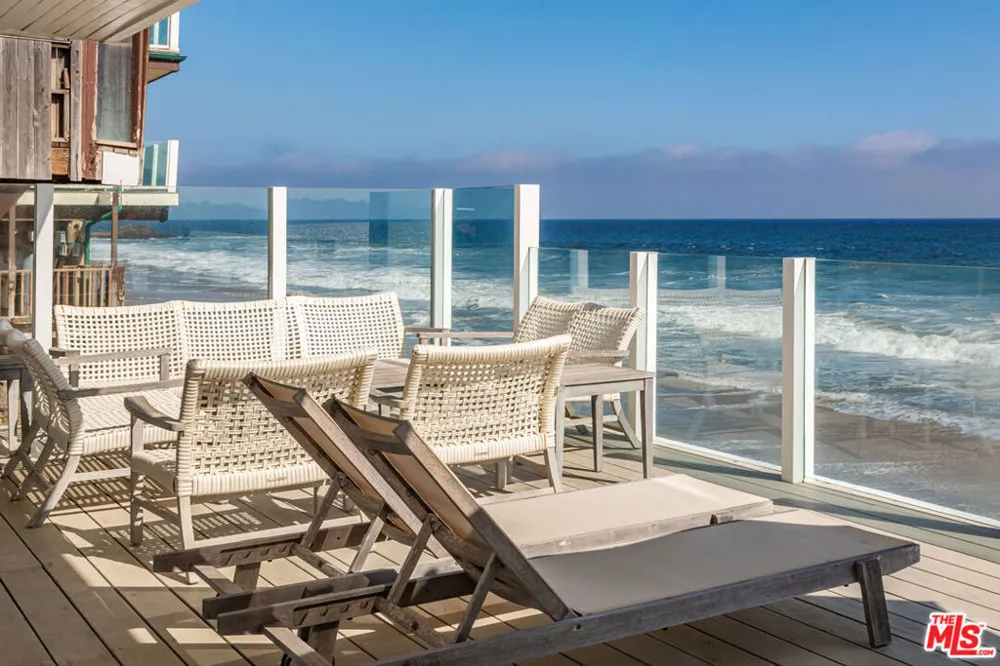 25212 Malibu Road Malibu, CA 90265
