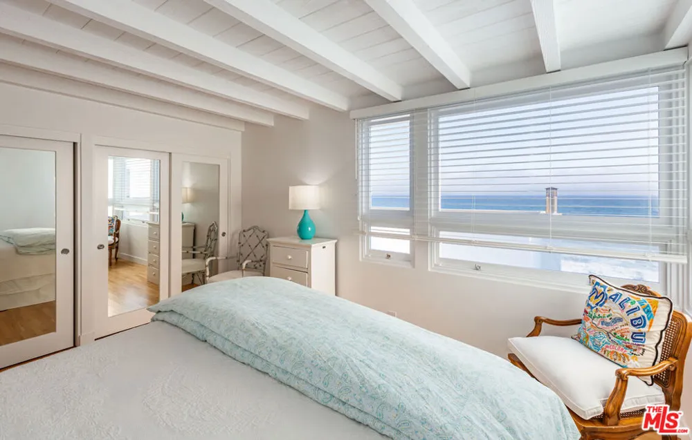 25212 Malibu Road Malibu, CA 90265