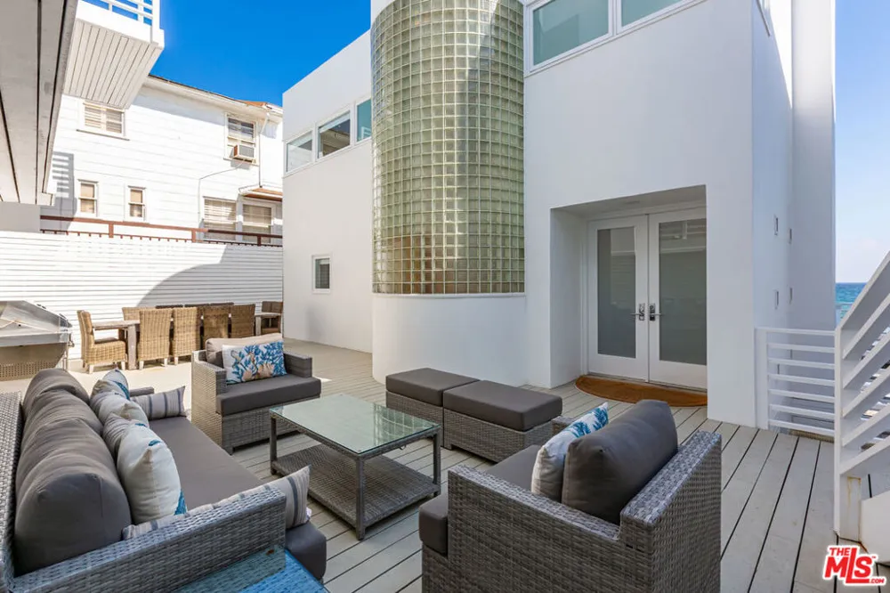 25212 Malibu Road Malibu, CA 90265