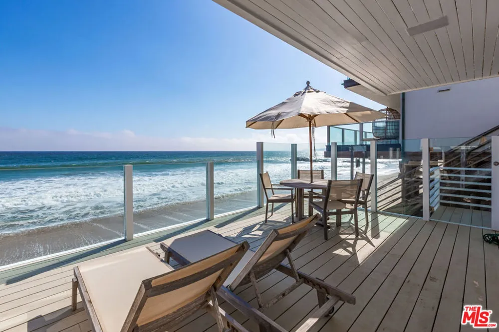 25212 Malibu Road Malibu, CA 90265