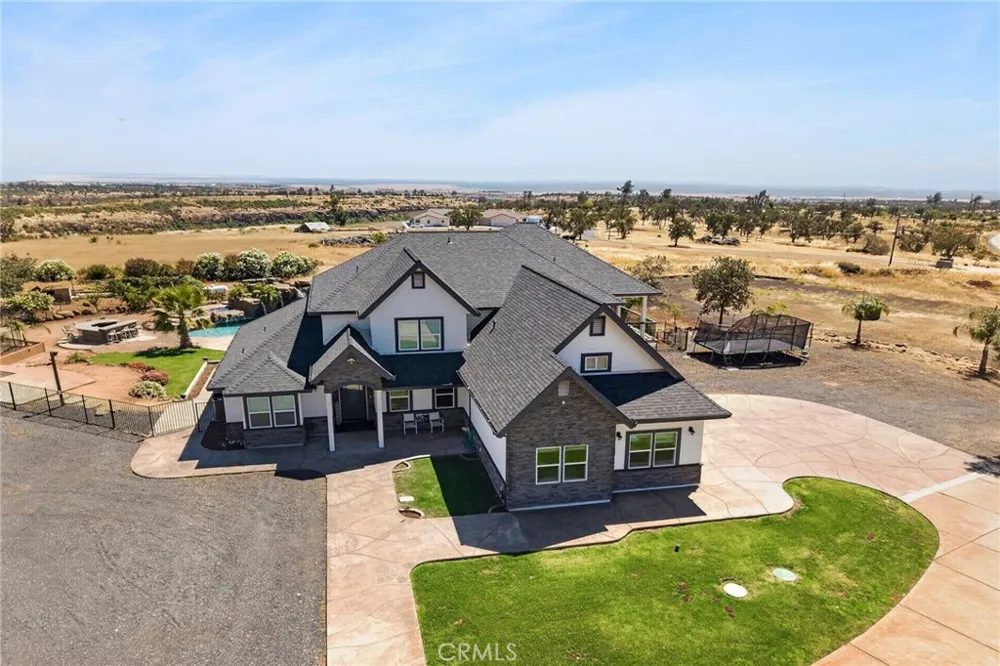 3138 Tangeman Paradise, CA 95969