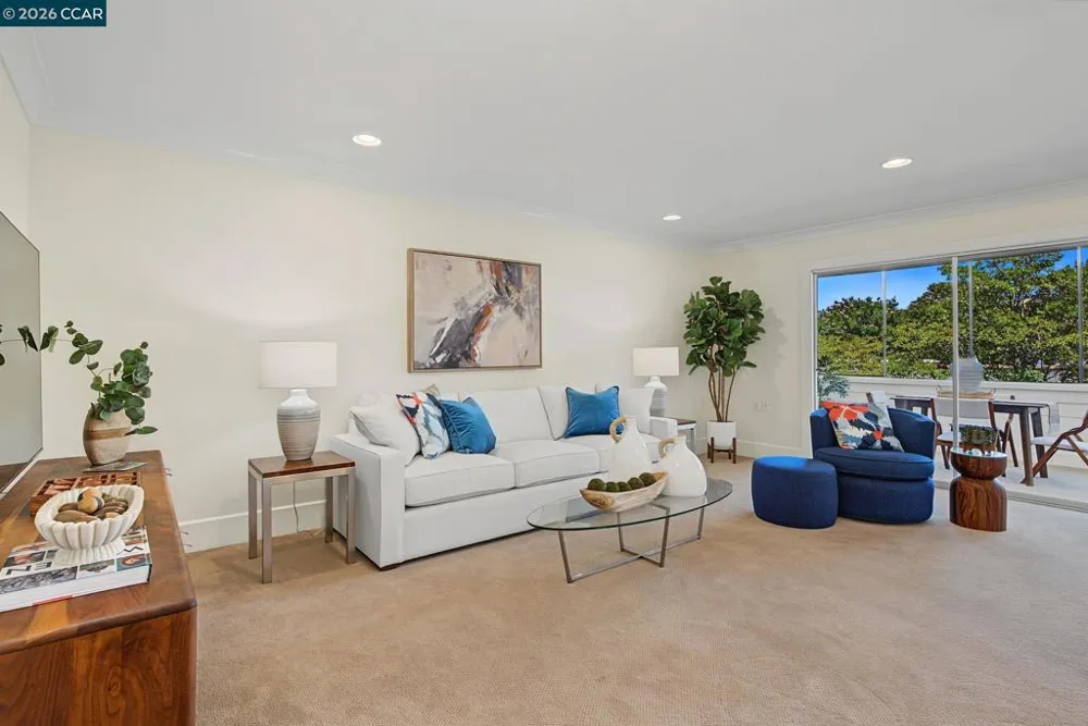 1108 Fairlawn Court #8 Walnut Creek, CA 94595