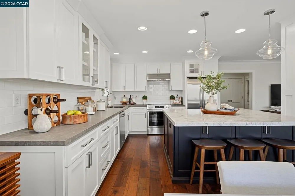 1108 Fairlawn Court #8 Walnut Creek, CA 94595