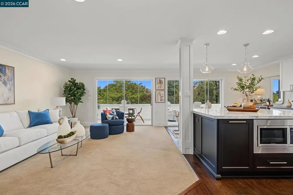 1108 Fairlawn Court #8 Walnut Creek, CA 94595