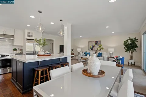 1108 Fairlawn Court #8