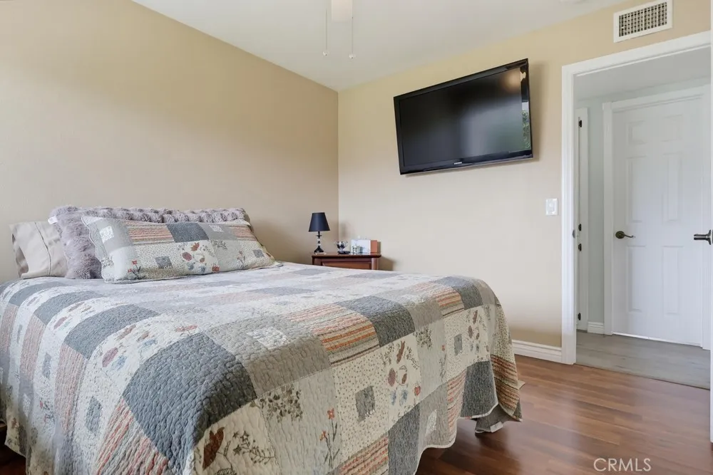 19655 E Covina Covina, CA 91724