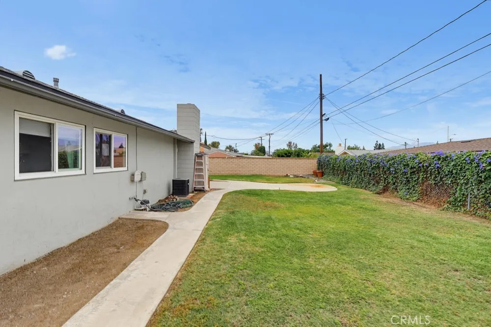 19655 E Covina Covina, CA 91724
