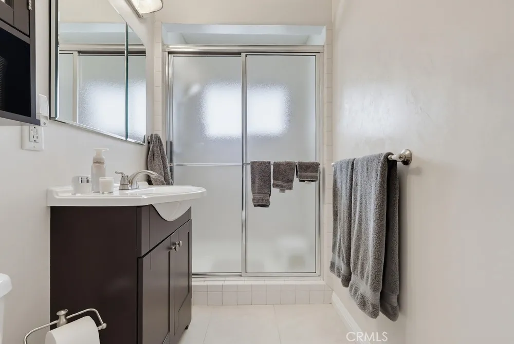 19655 E Covina Covina, CA 91724