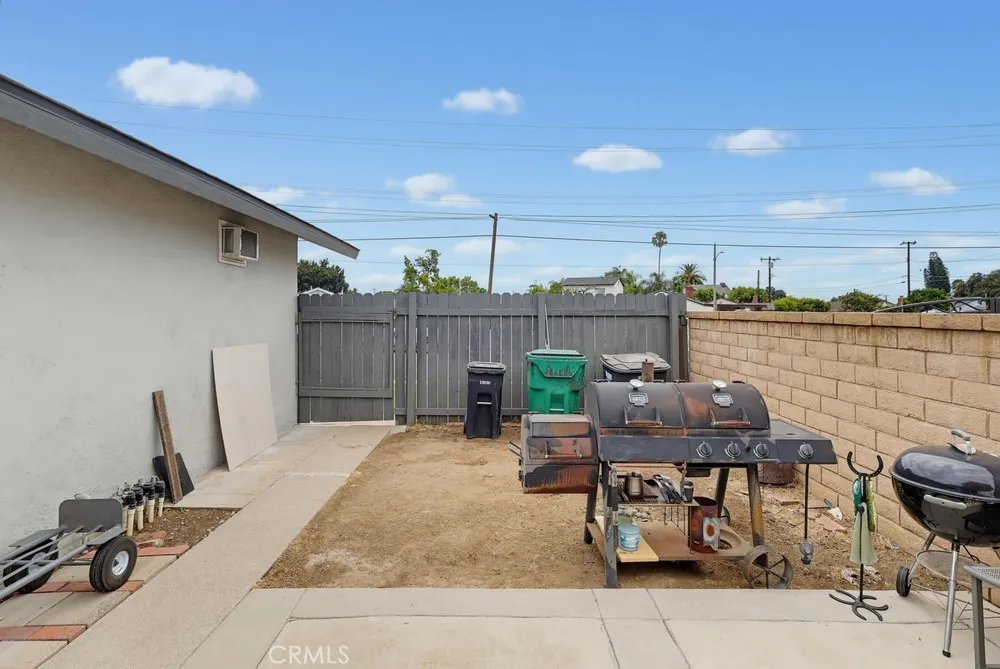 19655 E Covina Covina, CA 91724