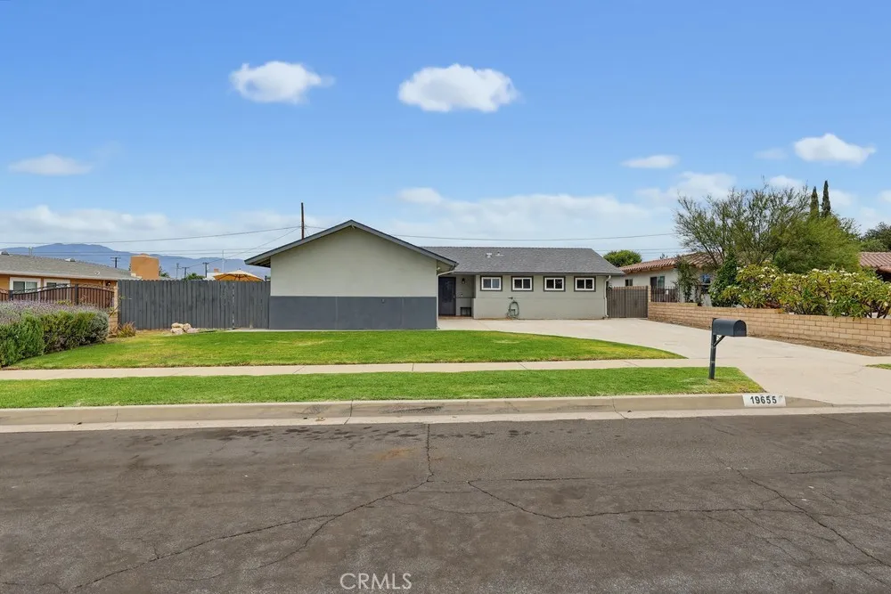 19655 E Covina Covina, CA 91724