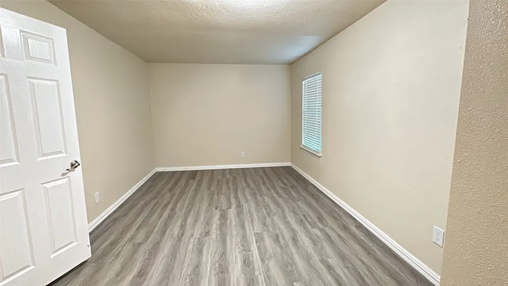 4706 Sachse Road Sachse, TX 75048