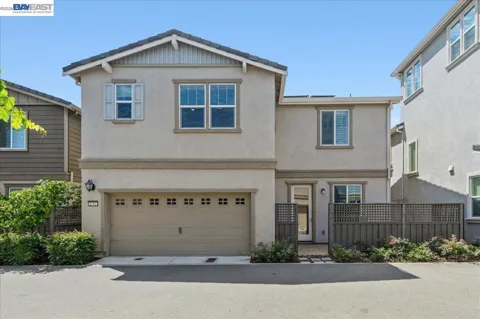 2792 Alliston Loop