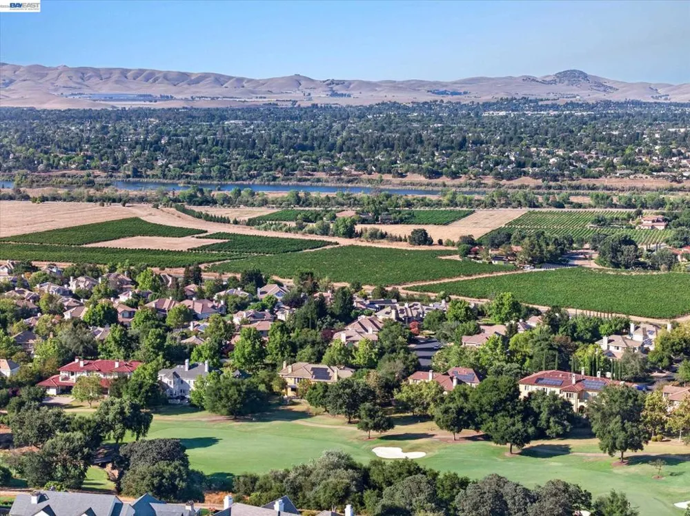 408 Cabonia Ct Pleasanton, CA 94566