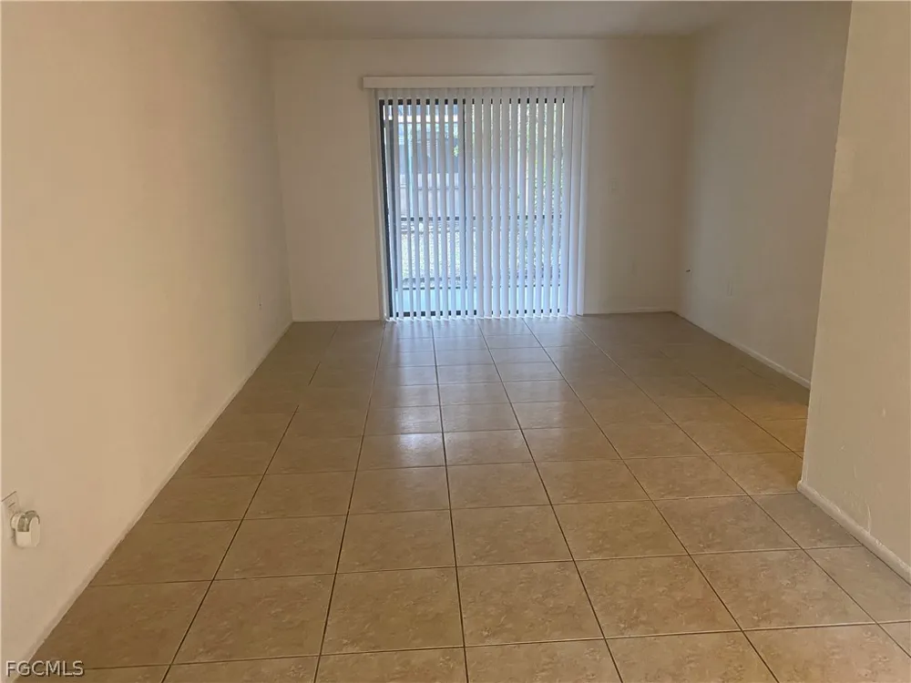 Park Windsor Drive #405 Fort Myers, FL 33901