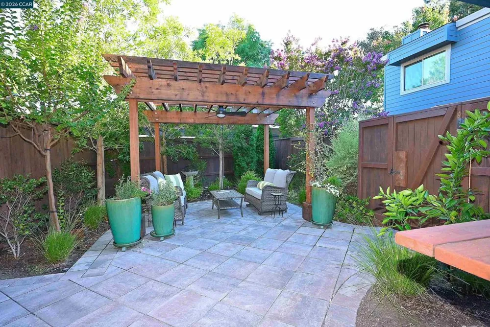 1290 Honey Trail Walnut Creek, CA 94597