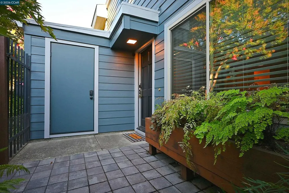 1290 Honey Trail Walnut Creek, CA 94597