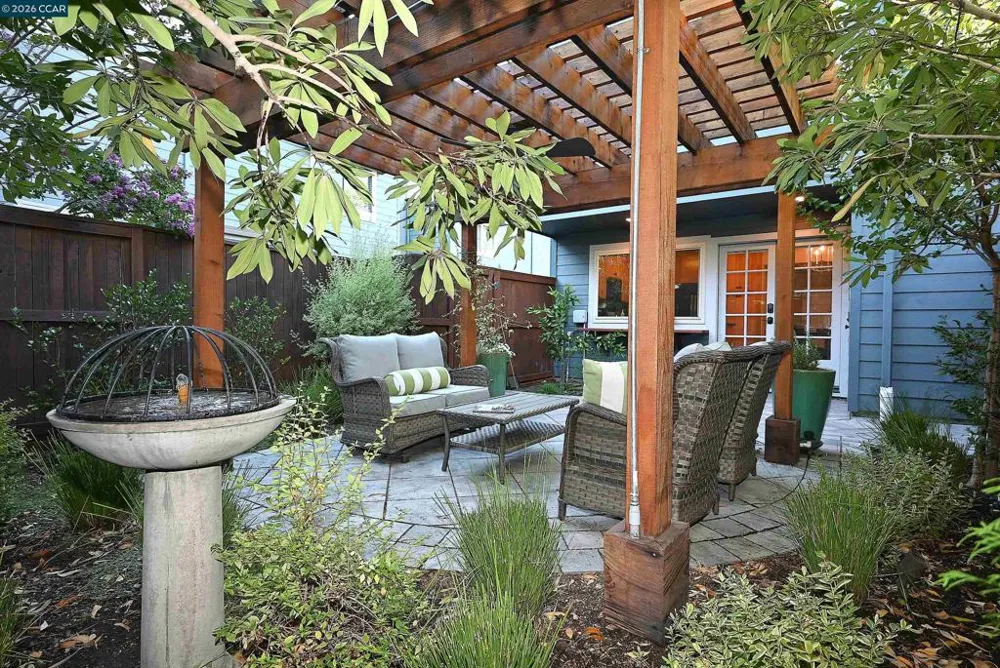 1290 Honey Trail Walnut Creek, CA 94597