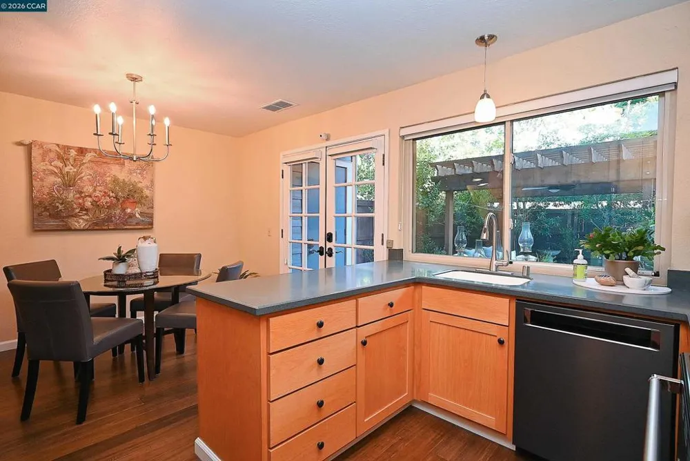 1290 Honey Trail Walnut Creek, CA 94597