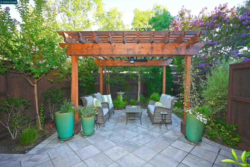 1290 Honey Trail Walnut Creek, CA 94597