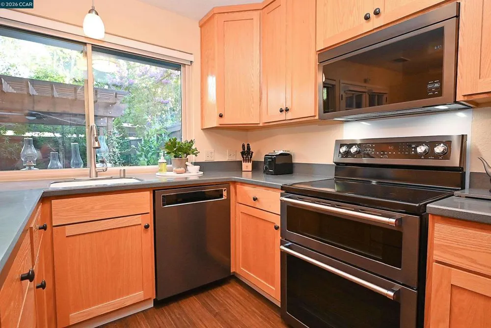 1290 Honey Trail Walnut Creek, CA 94597