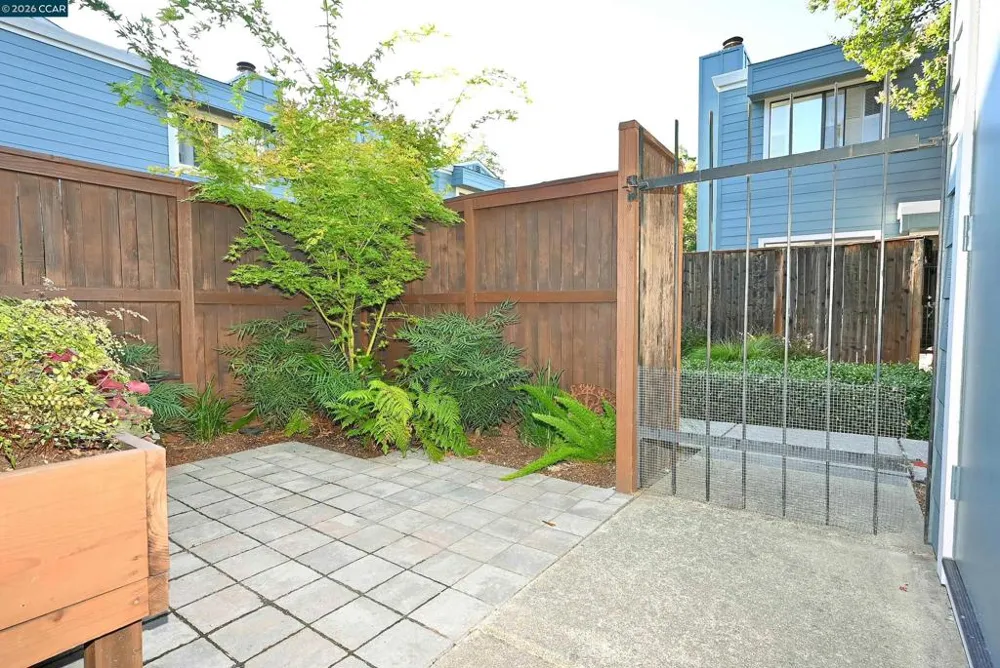 1290 Honey Trail Walnut Creek, CA 94597