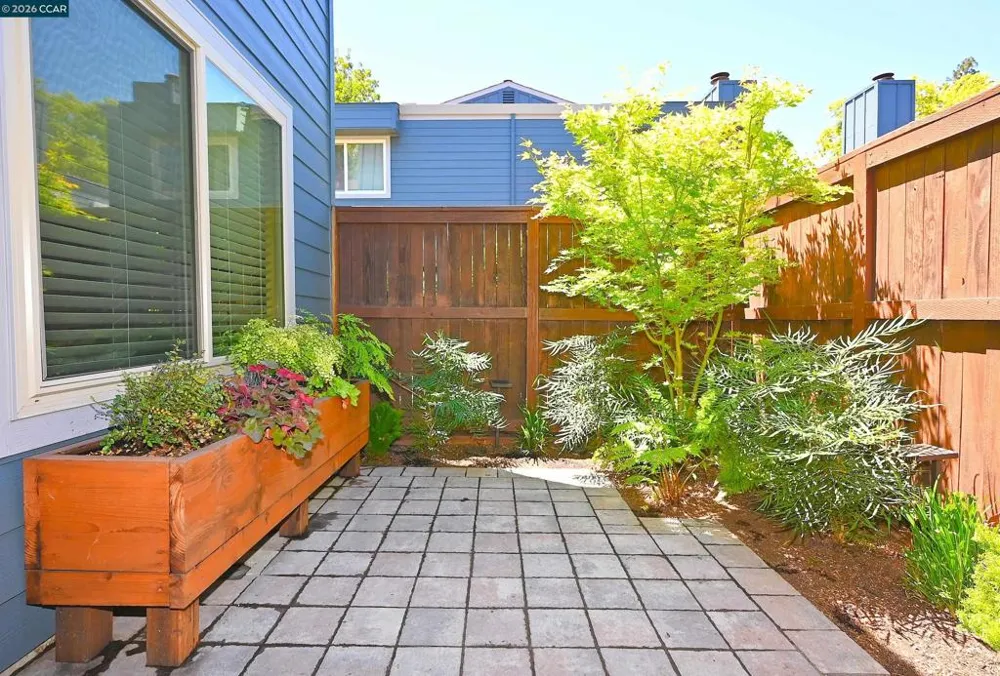 1290 Honey Trail Walnut Creek, CA 94597
