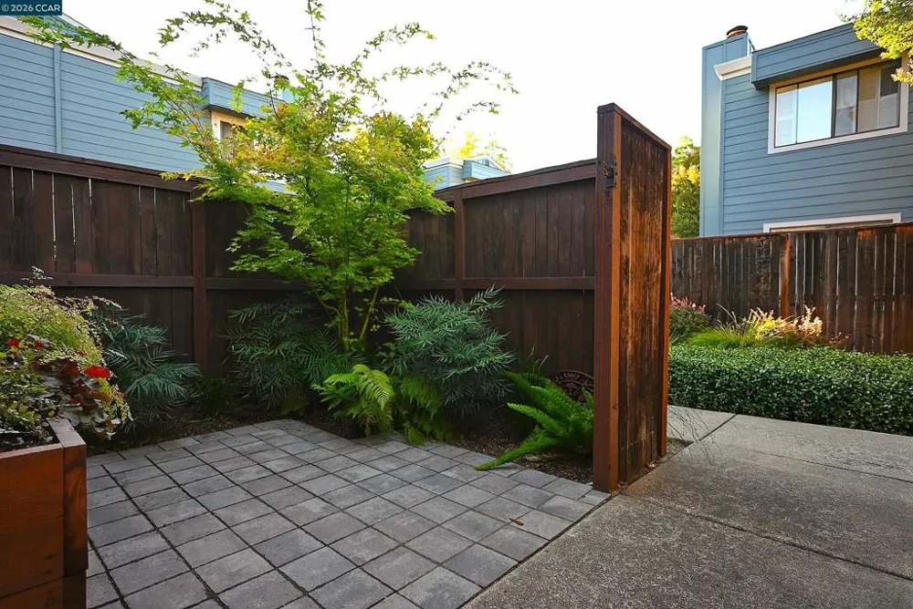 1290 Honey Trail Walnut Creek, CA 94597