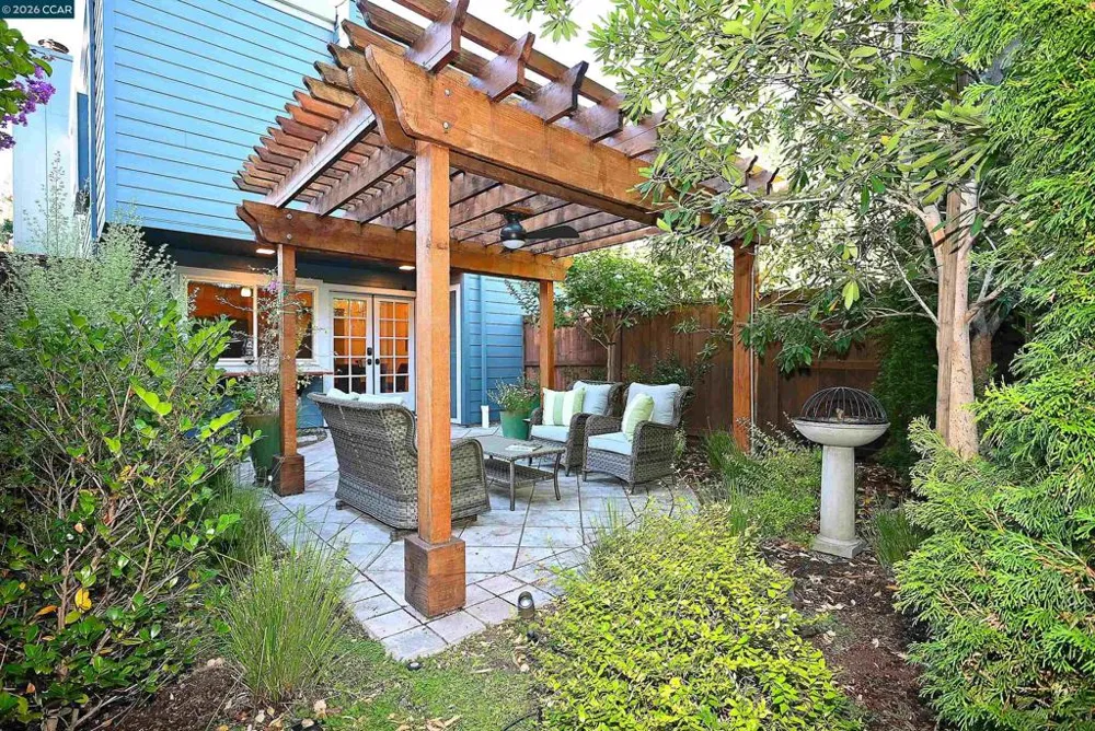 1290 Honey Trail Walnut Creek, CA 94597