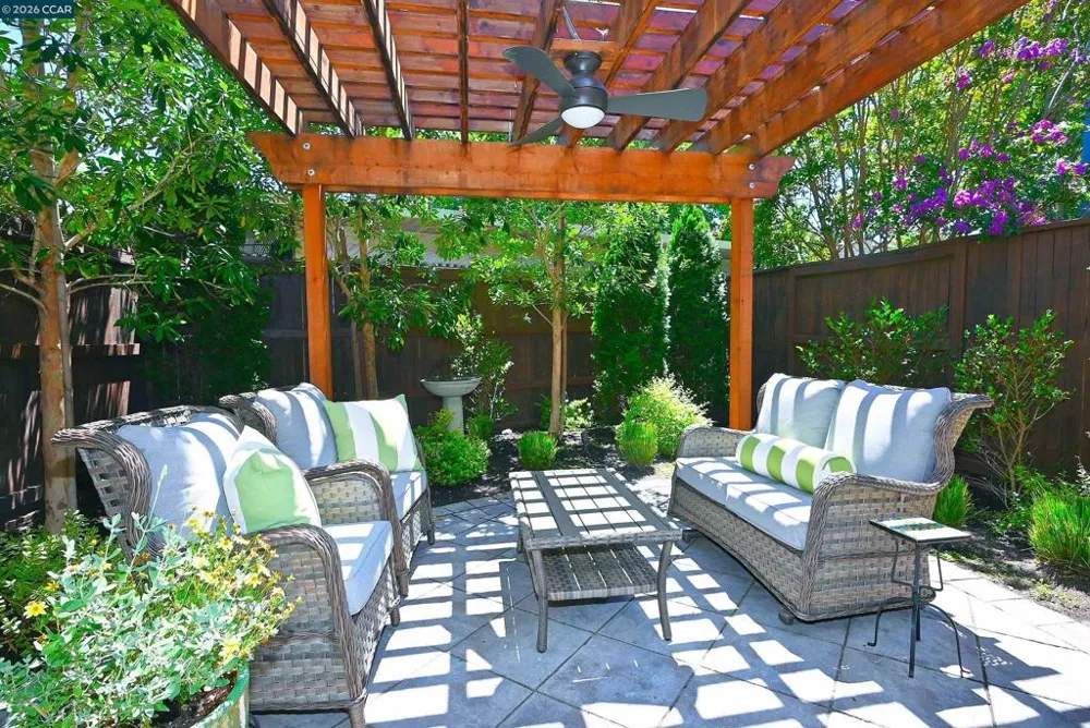 1290 Honey Trail Walnut Creek, CA 94597