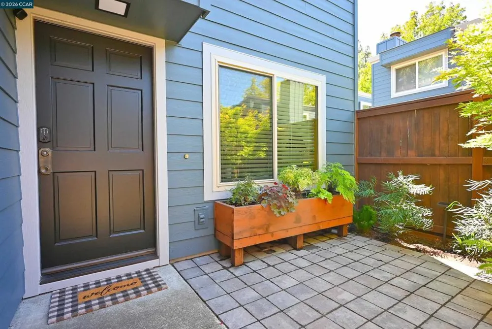 1290 Honey Trail Walnut Creek, CA 94597