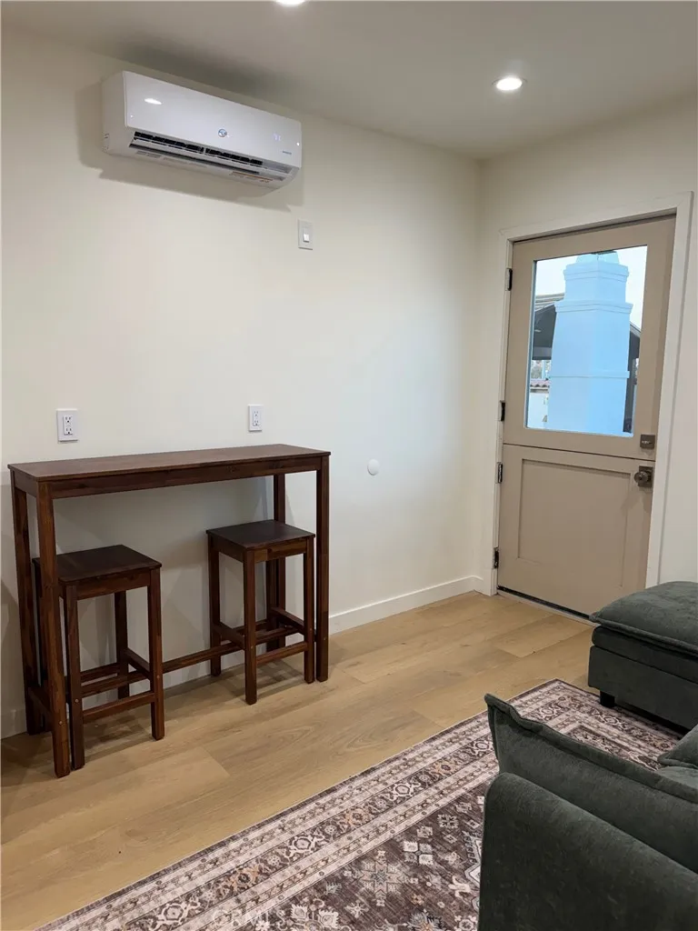 3454 W 48th Street Windsor Hills, CA 90043