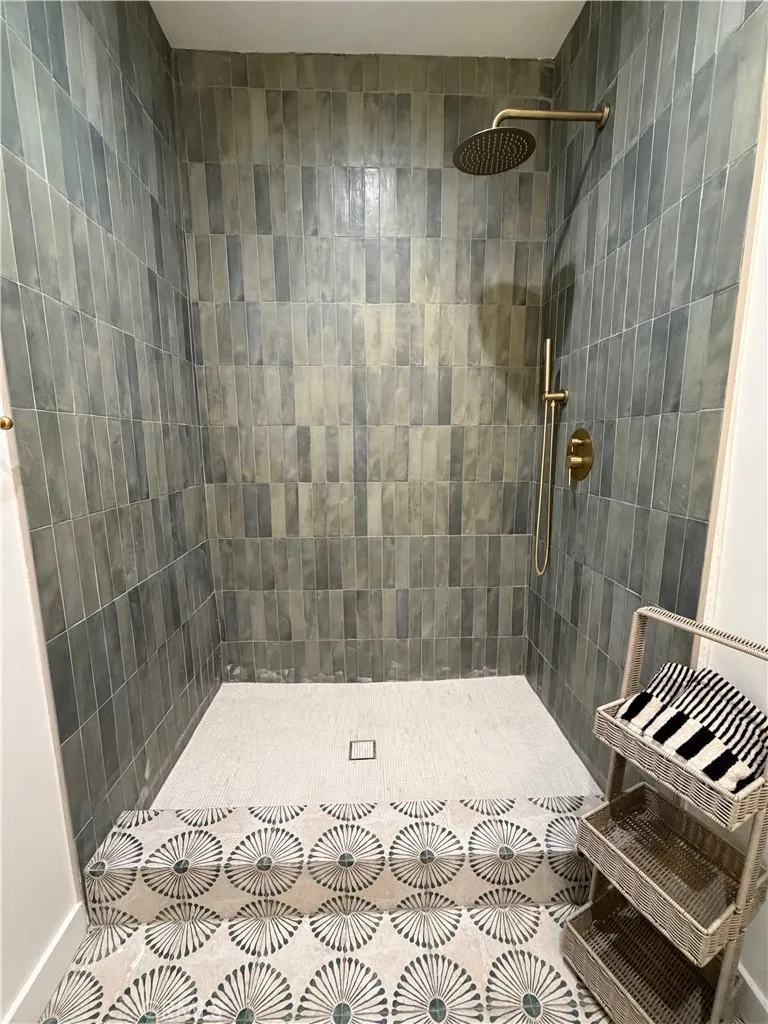 3454 W 48th Street Windsor Hills, CA 90043