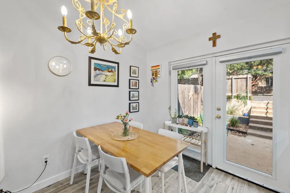 1015 E Yager Lane #115 Austin, TX 78753