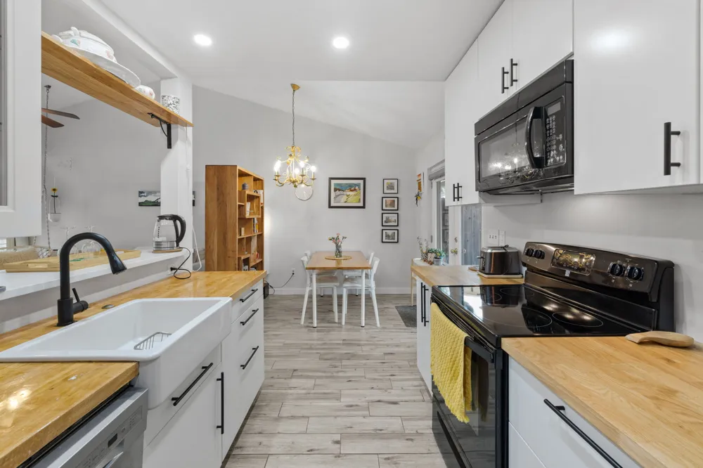1015 E Yager Lane #115 Austin, TX 78753