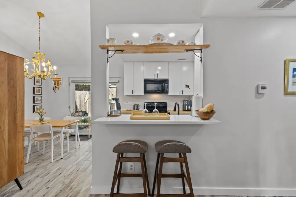 1015 E Yager Lane #115 Austin, TX 78753