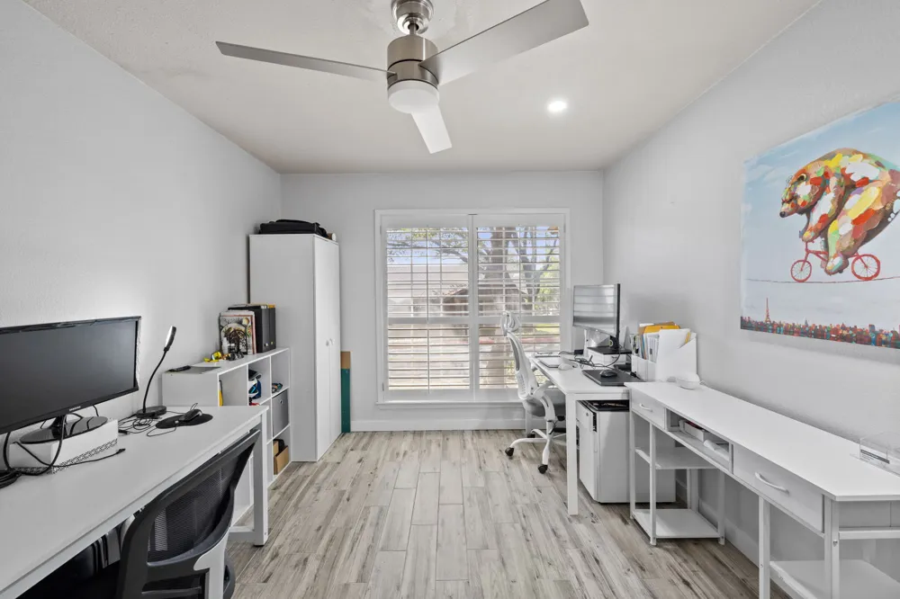 1015 E Yager Lane #115 Austin, TX 78753
