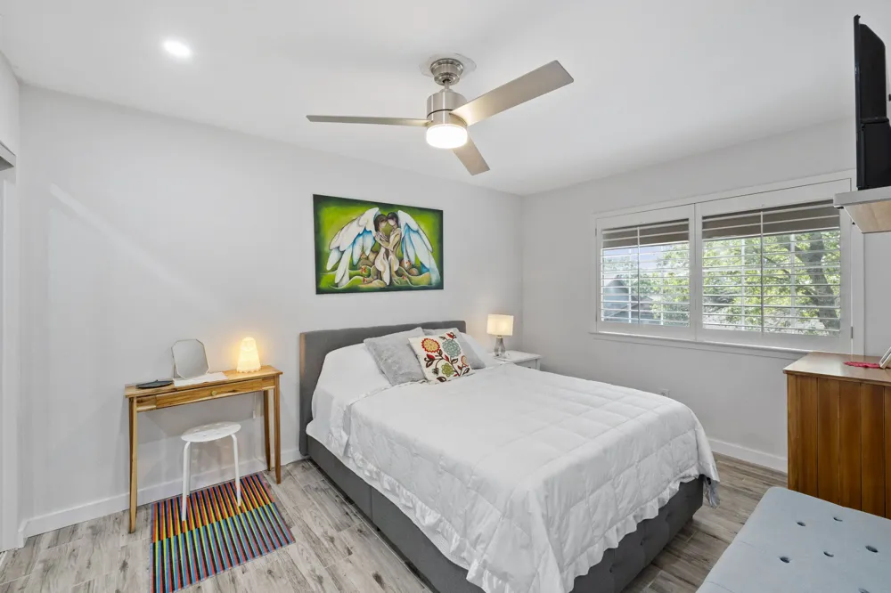 1015 E Yager Lane #115 Austin, TX 78753