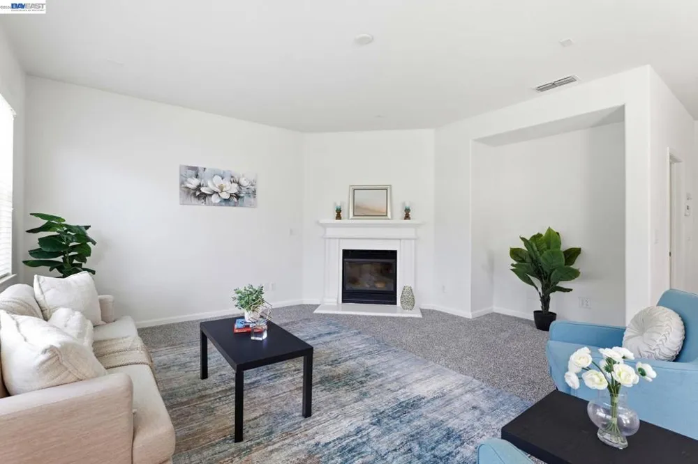 24 E Heritage Dr Mountain House, CA 95391
